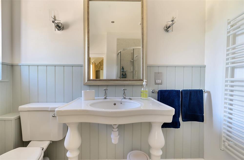 The en-suite shower room (photo 2) at Stable Cottage, Dorchester