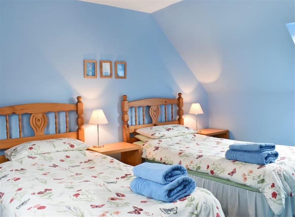 Comfortable twin bedroom at Stable Cottage in East Bennan, Isle Of Arran