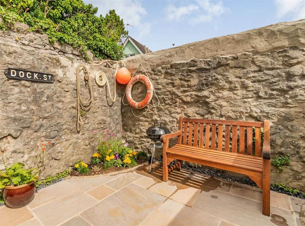 Sitting-out-area at Stable Cottage in Haverfordwest, Dyfed