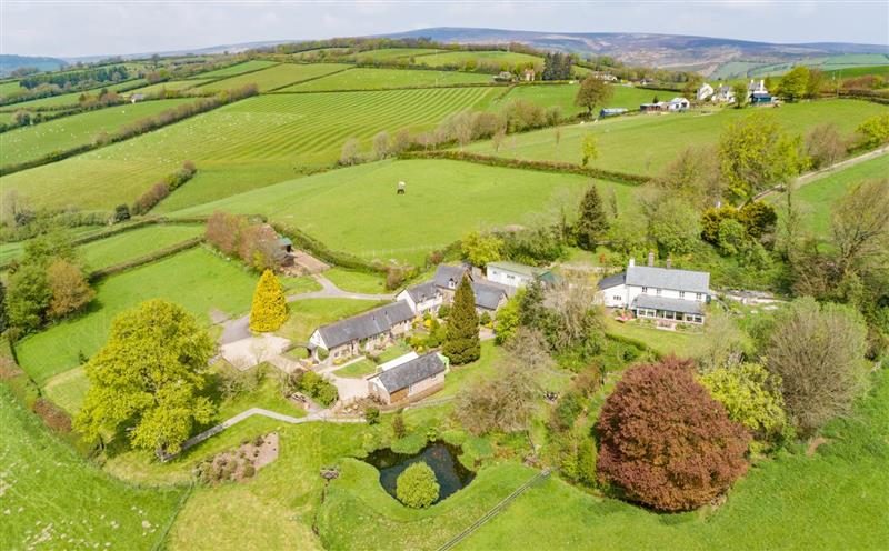 The setting around Stable Cottage