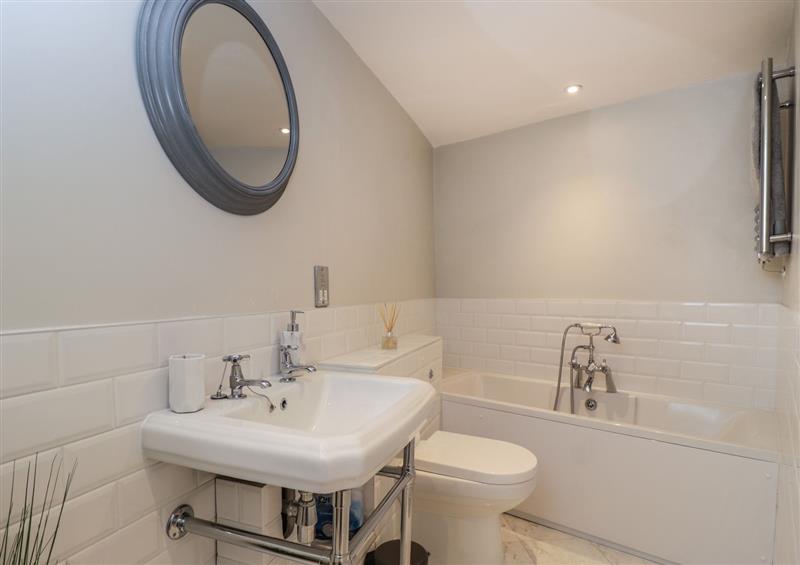 The bathroom at Stable Cottage, Northleach