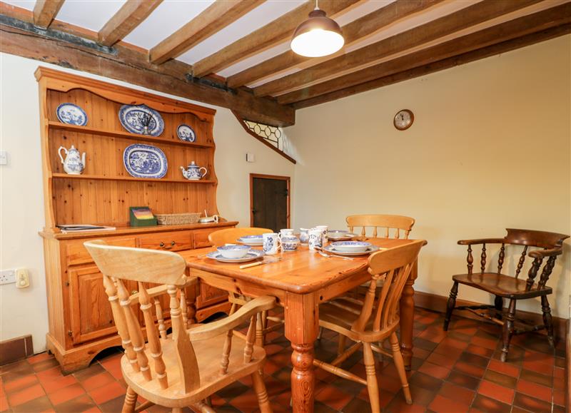 Dining room at Stable Cottage, Oddington near Stow-On-The-Wold