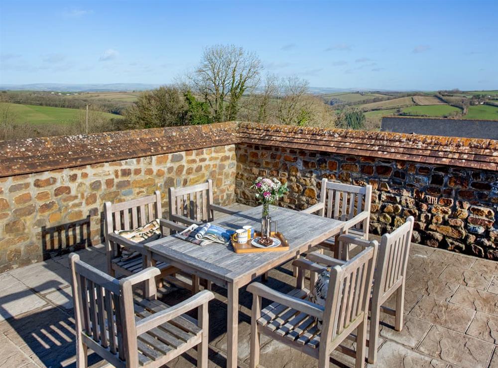 Outdoor eating area (photo 2) at Stable Cottage in Umberleigh, Devon