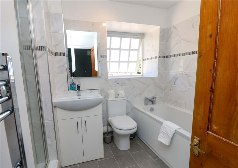 The bathroom at Stable Cottage, Wroxall