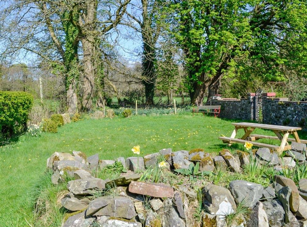 Stable House in Castle Douglas, Kirkcudbrightshire sleeps 7