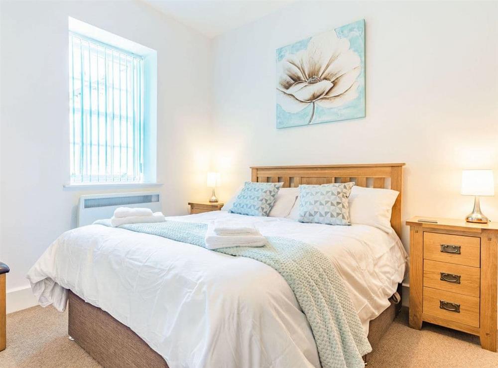Double bedroom at Claro Cottage, 