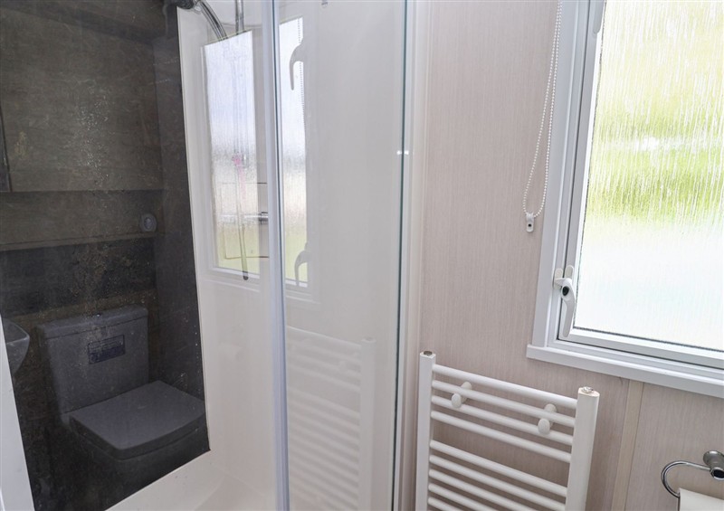 The bathroom (photo 2) at Stag Lodge, Caravan 70, Fritton near Belton