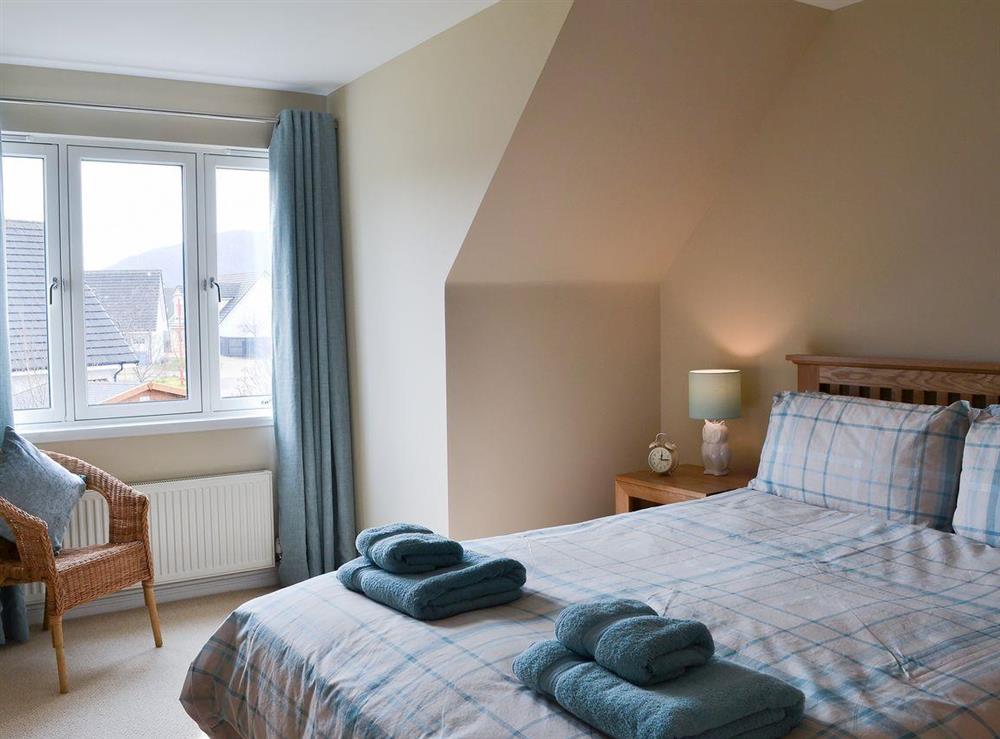 Double bedroom with kingsize bed at Stags Neuk in Aviemore, Scottish Highlands, Inverness-Shire