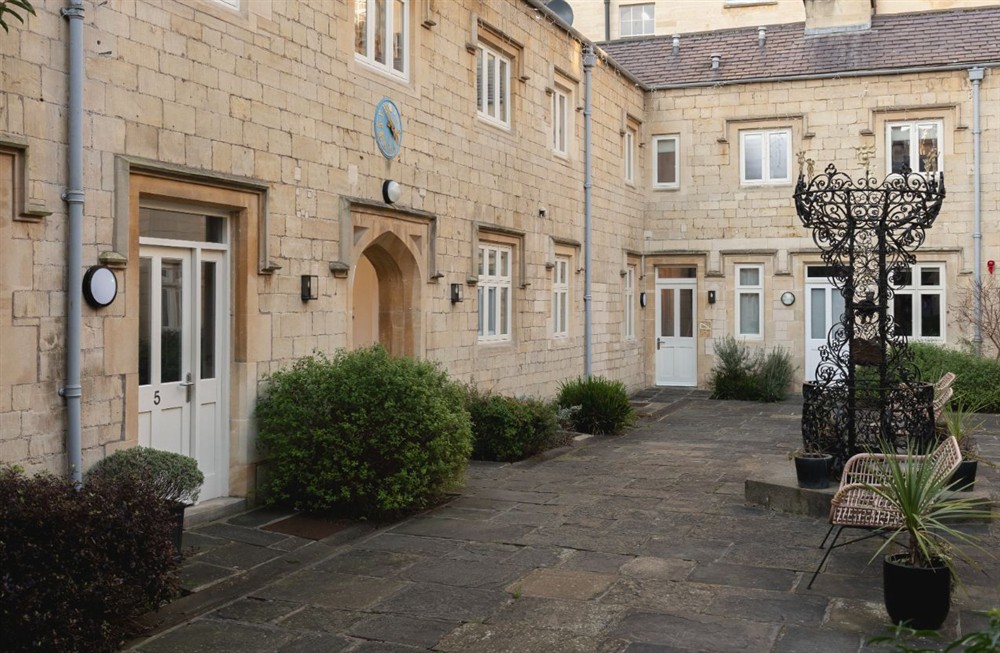 Stall Apartment (photo 5) at Stall Apartment in Bath, Avon