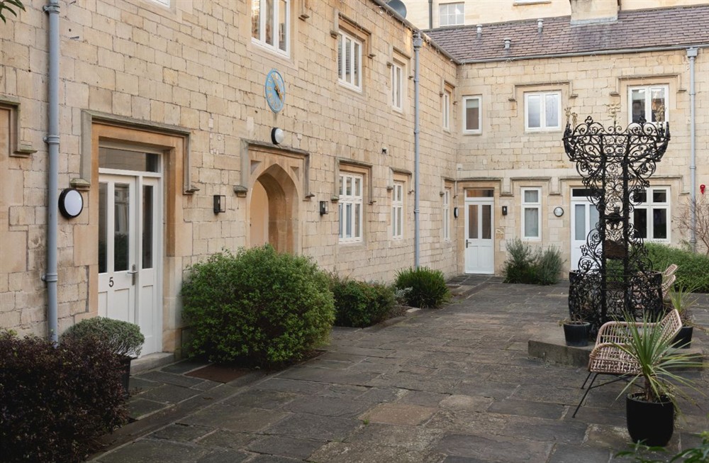 Stall Apartment II (photo 10) at Stall Apartment II in Bath, Avon