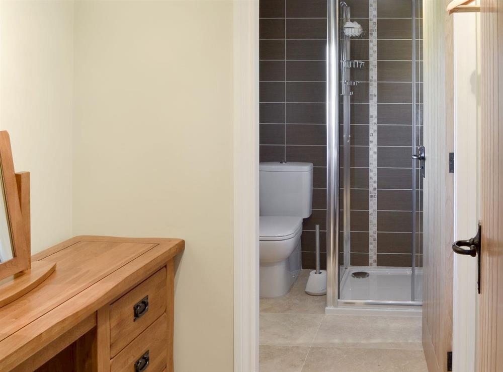 En-suite shower room at Holgates Granary, 