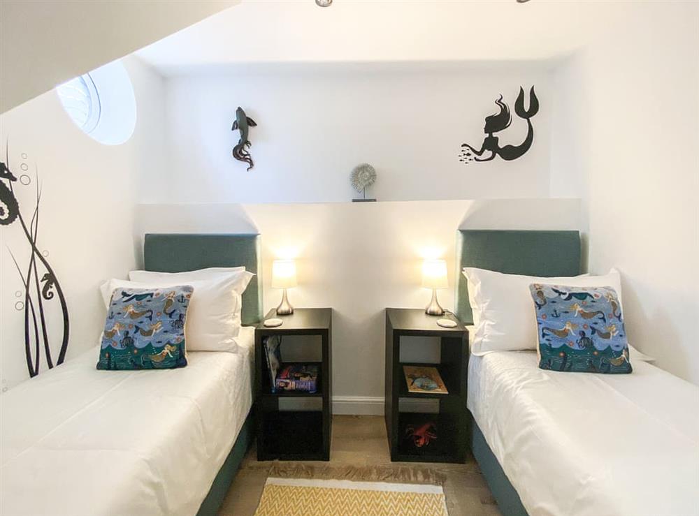 Twin bedroom at Starboard in Brixham, Devon