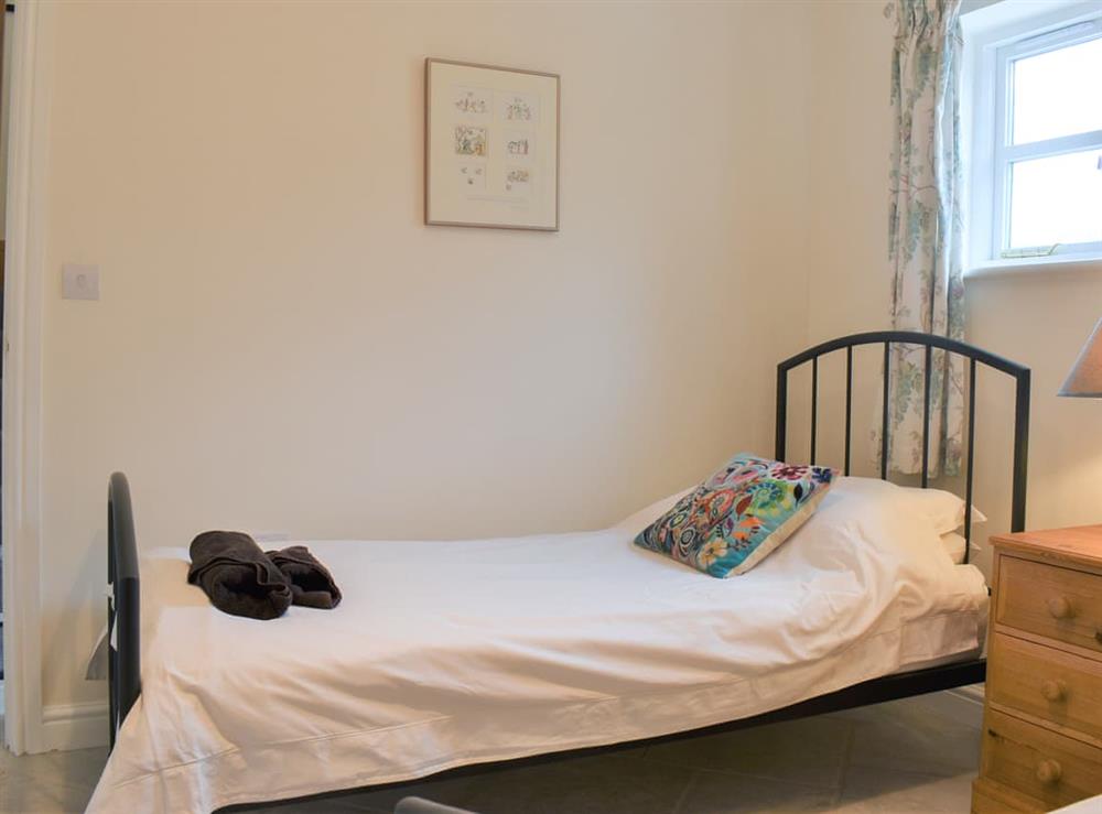 Twin bedroom (photo 2) at Stargazer in Upottery, near Honiton, Devon
