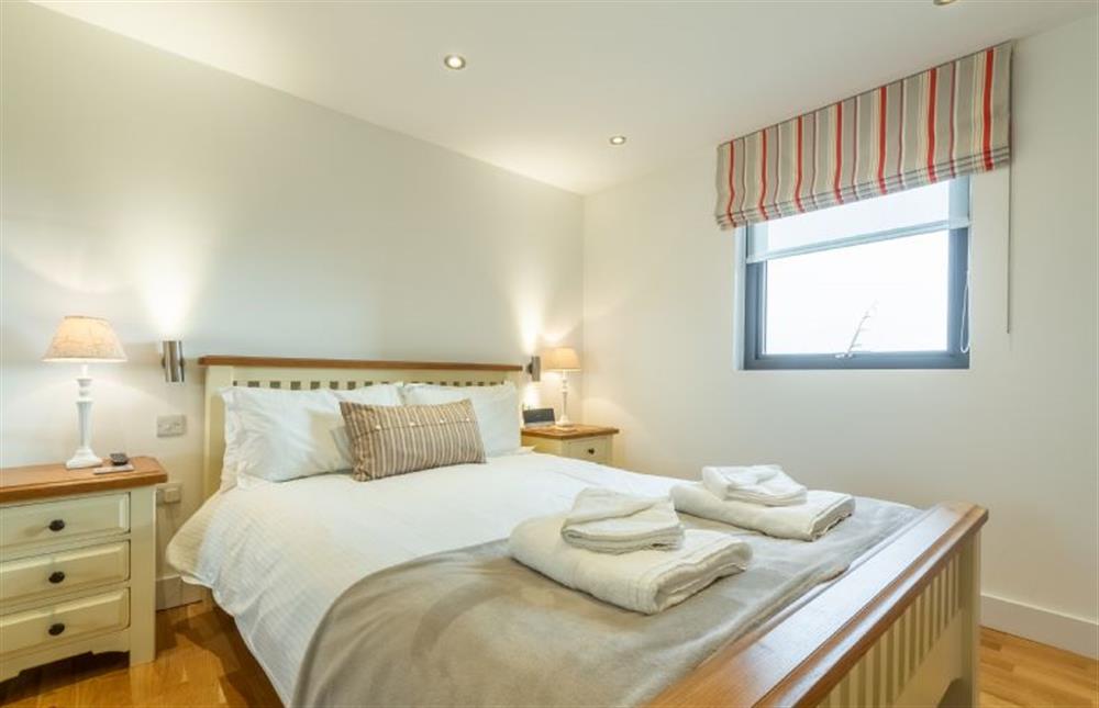 Sink into this king-size bed and sleep well at Stargazy, Chapel Porth, St Agnes