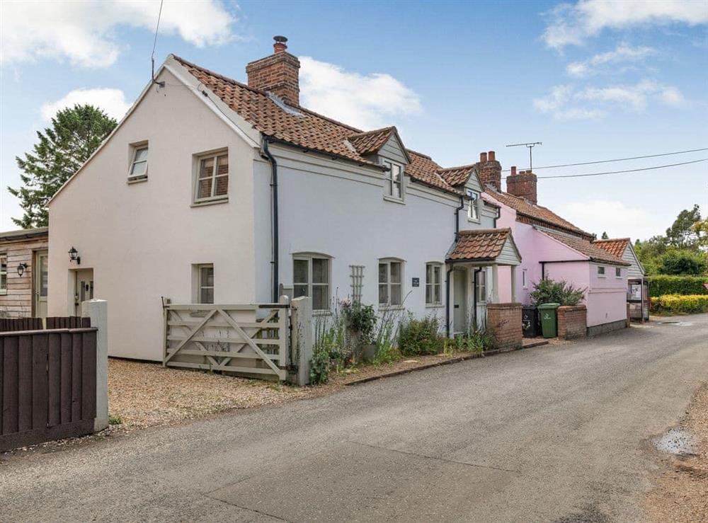 Photos of Starre Corner Cottage, Colkirk, near Fakenham, Norfolk