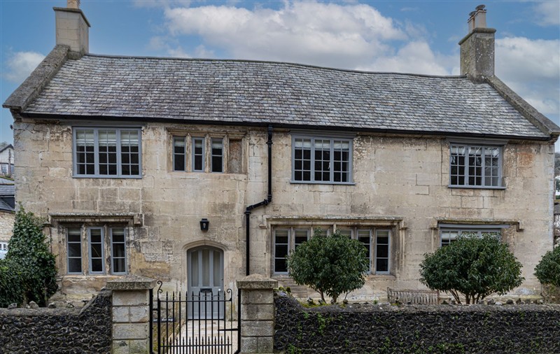 The setting of Starre House