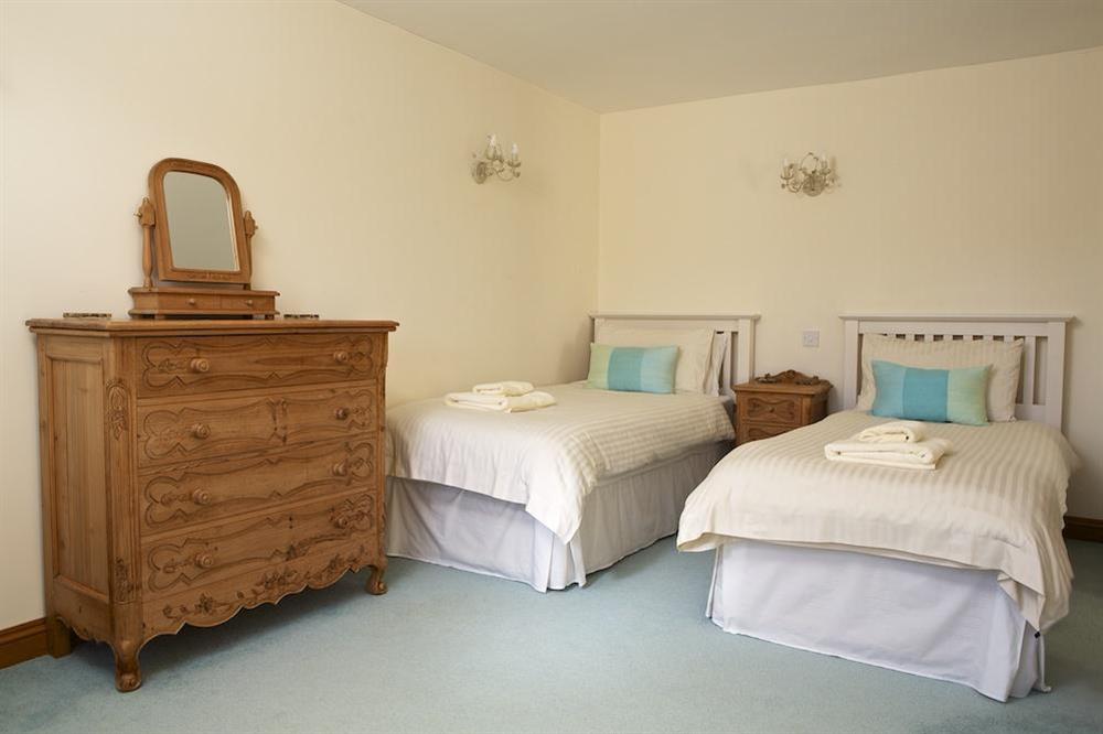 Second twin bedroom (photo 2) at Startline House in Newton Road, Salcombe