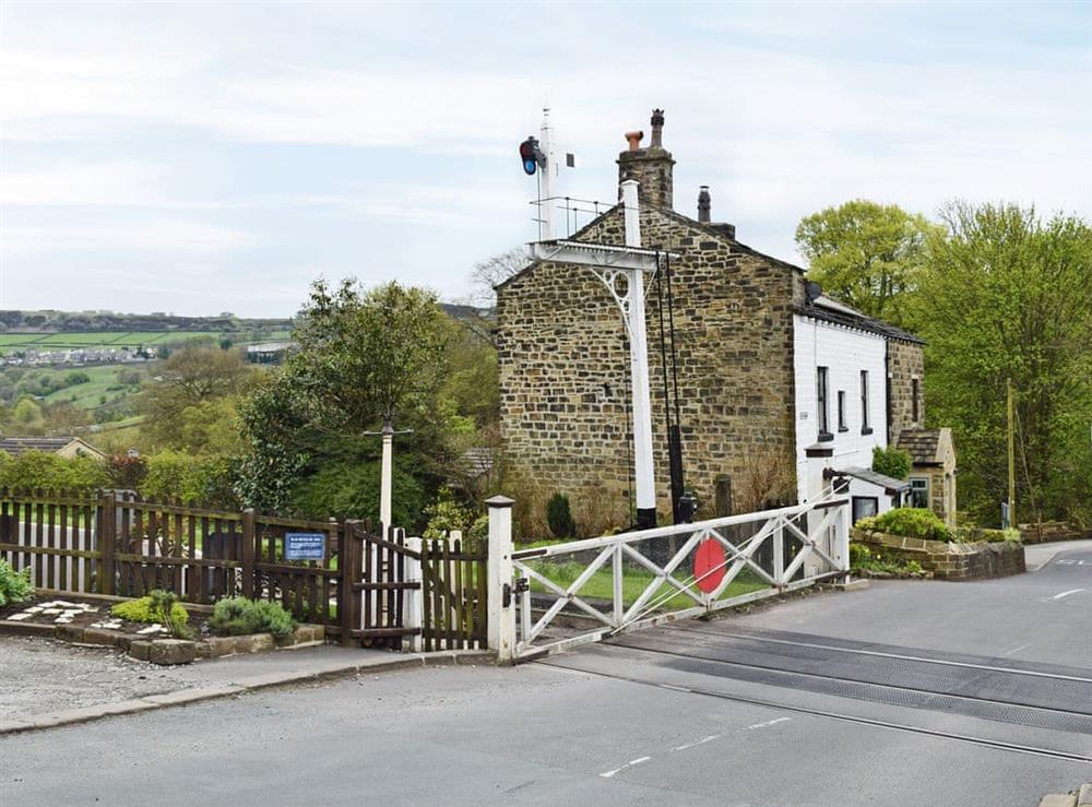 Station Cottage in Oakworth, near Haworth, West Yorkshire sleeps 5