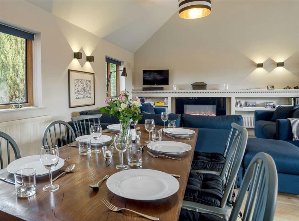Charming dining area at Station Lodge in Stretton-on-Fosse, near Moreton-in-Marsh, Warwickshire
