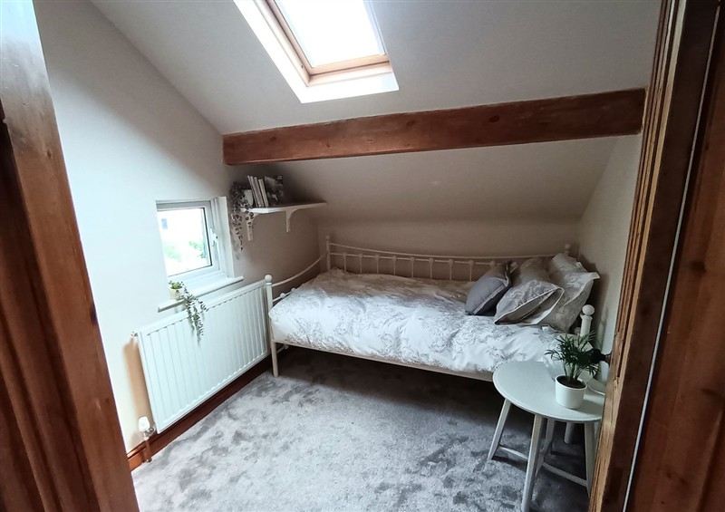 This is a bedroom (photo 3) at Steam View Cottage, Haworth
