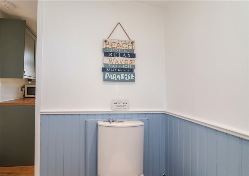 The bathroom at Stella Maris, Cawsand