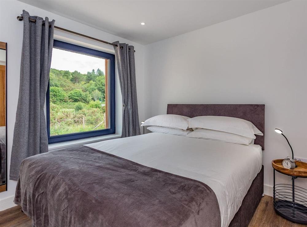 Double bedroom at Stepps Cottage in Banavie, Inverness-Shire