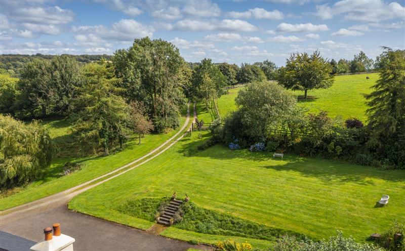 The setting around Stockham Farm