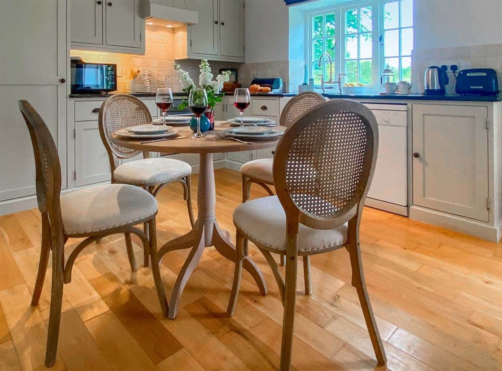 Kitchen/diner at Stone Farm Cottage in Pendeen, Cornwall