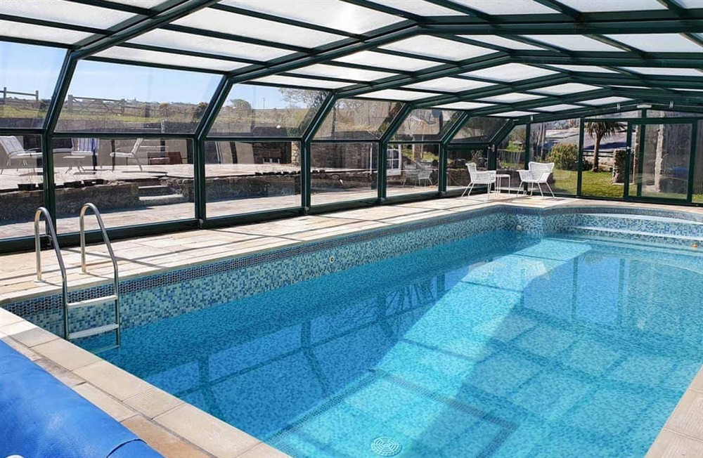 Swimming pool at Stone Farm Cottage in Pendeen, Cornwall