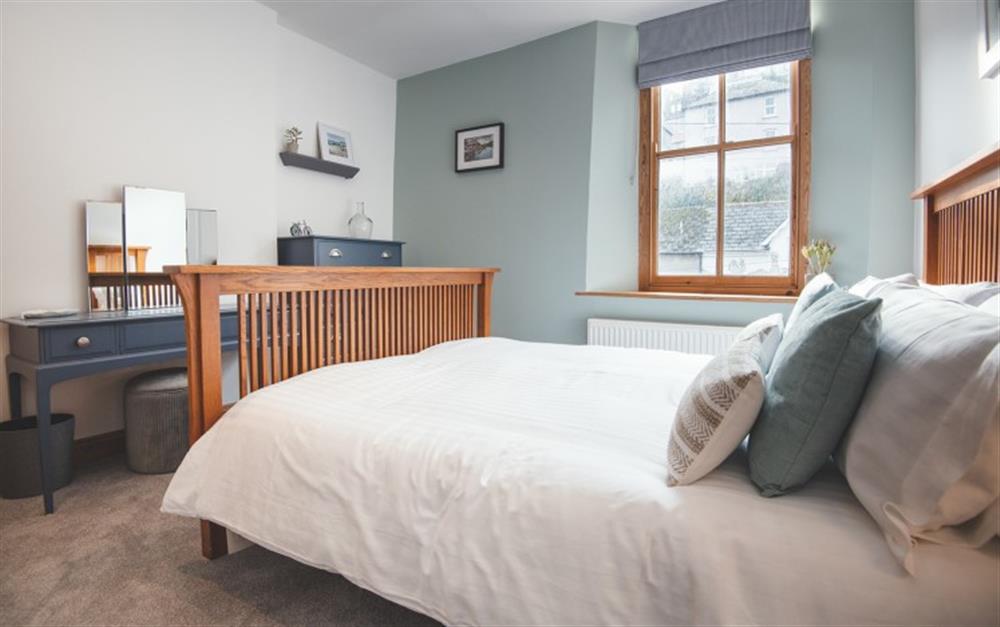 Bedroom 2 with 5ft king size bed at Stone's Throw in Dartmouth