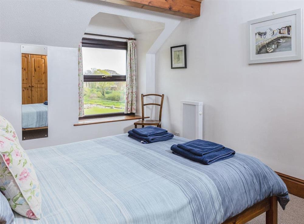 Relaxing double bedroom at Old Nog Cottage, 