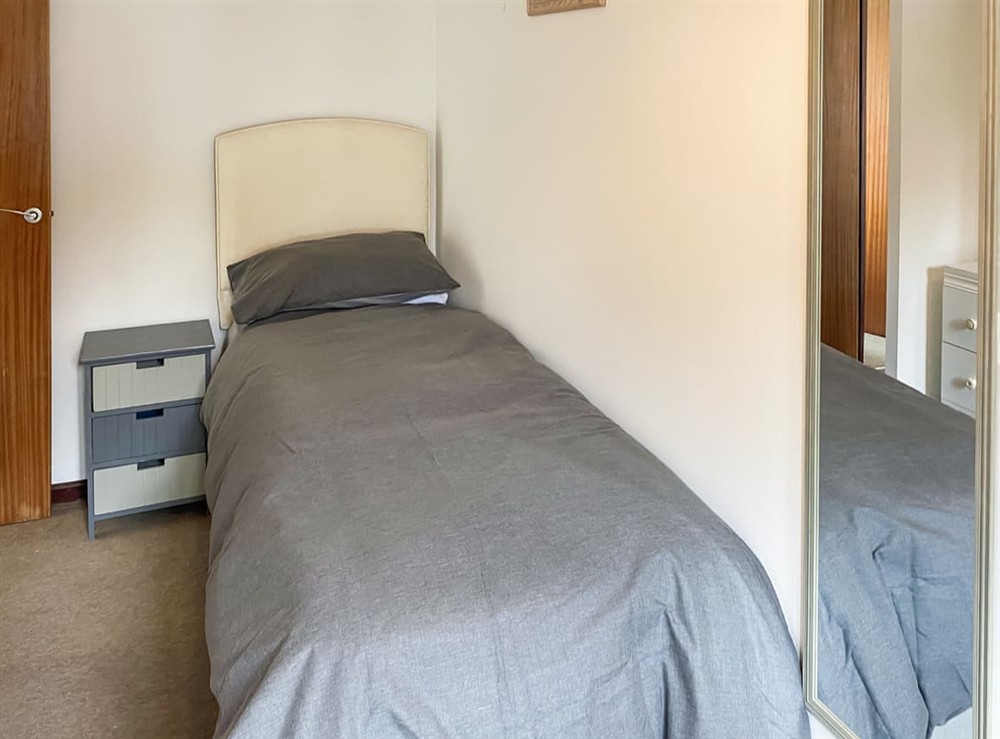 Single bedroom