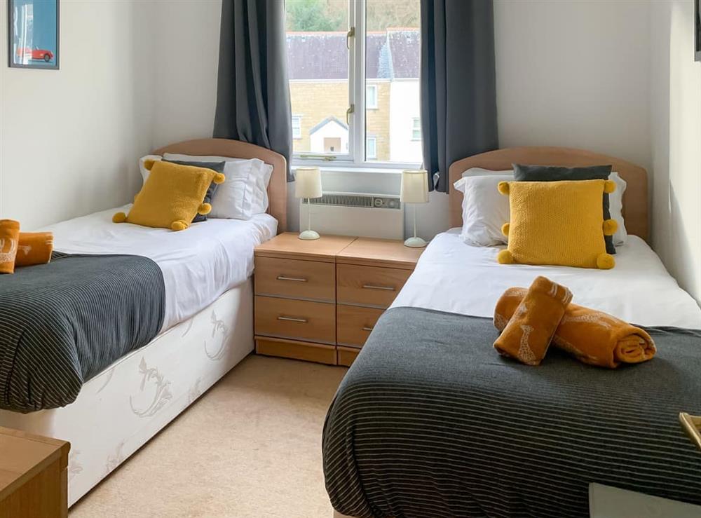 Twin bedroom at Stream Side in Falmouth, Cornwall