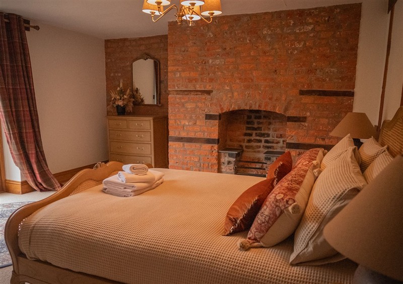 A bedroom in Stud Farm House (photo 4) at Stud Farm House, Bleddfa near Knighton