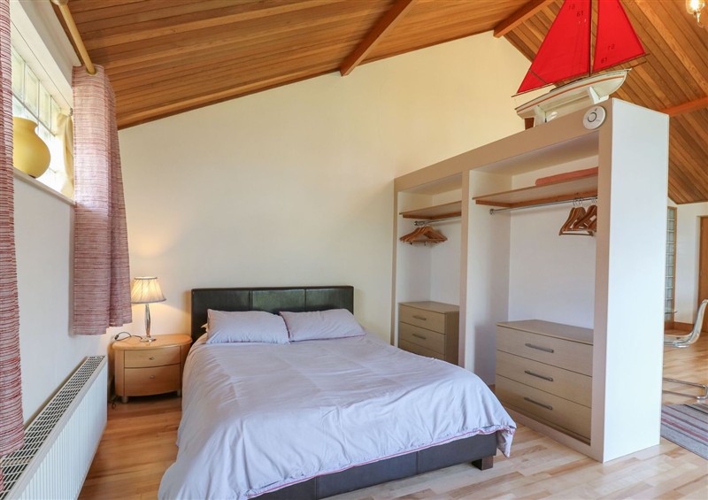 One of the 2 bedrooms at Studio Cottage, Surlingham near Poringland