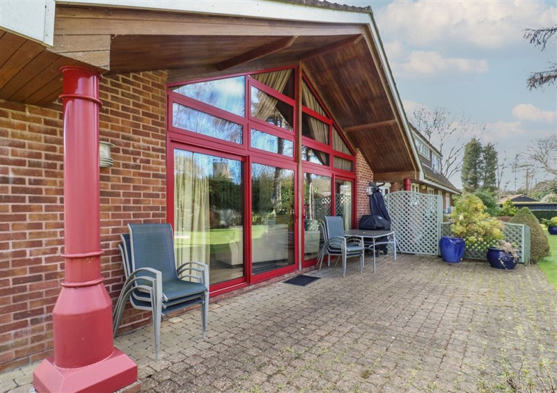 Outside (photo 2) at Studio Cottage, Surlingham near Poringland