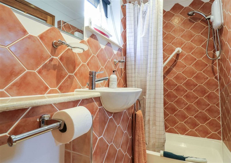 The bathroom at Studio Cottage, Surlingham near Poringland