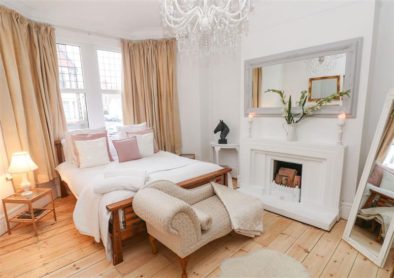 Enjoy the living room (photo 3) at Stunning Large Victorian Townhouse, Cardiff