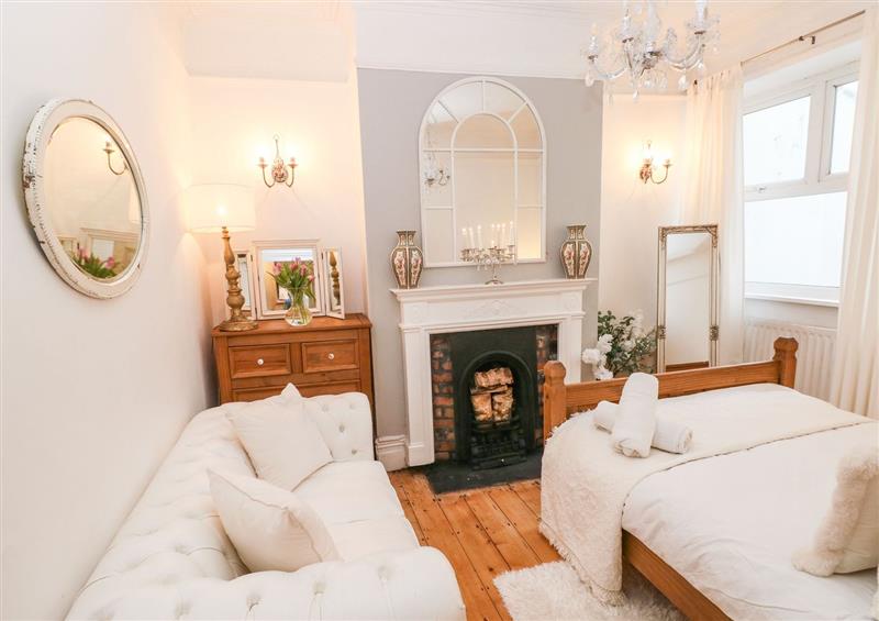 Inside (photo 7) at Stunning Large Victorian Townhouse, Cardiff