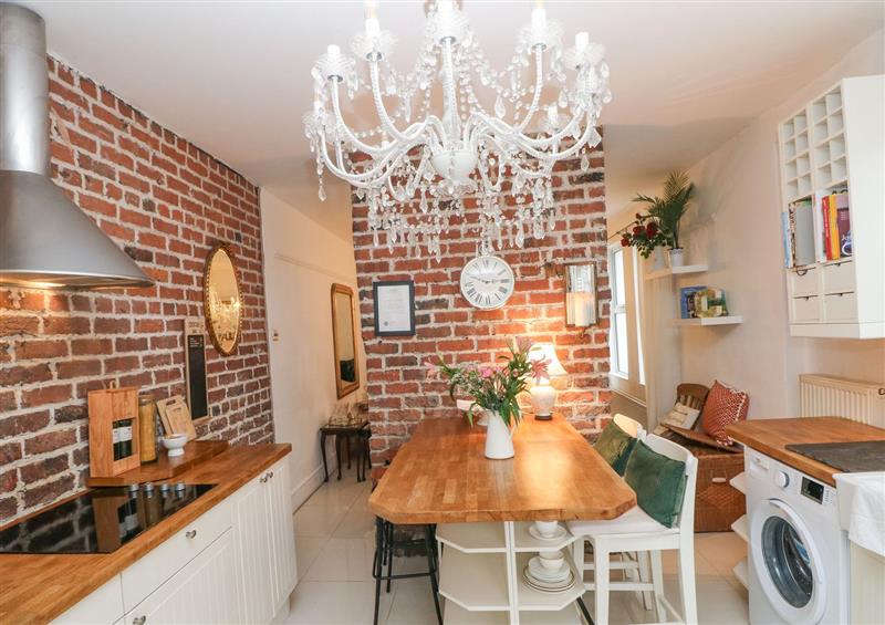 Inside Stunning Large Victorian Townhouse at Stunning Large Victorian Townhouse, Cardiff