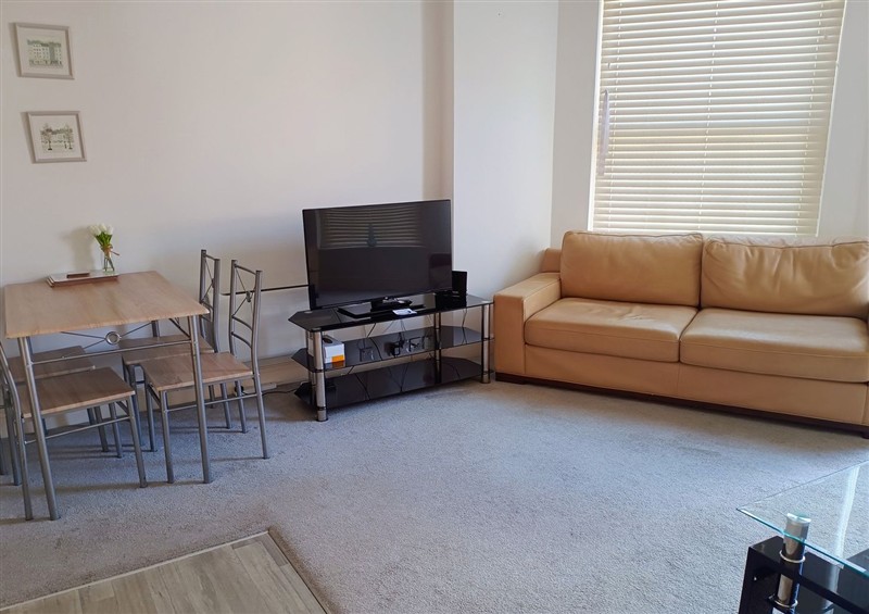 Inside at Stylish Central Ipswich Apartment Near the Waterfront with Parking, Ipswich