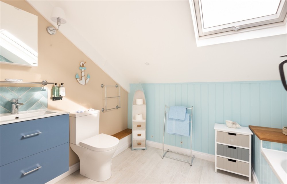 Bathroom (photo 3) at Suffolk Cottage in East Allington