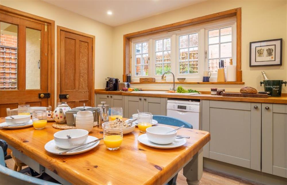 Kitchen with breakfast area at Suffolk House, Aldeburgh