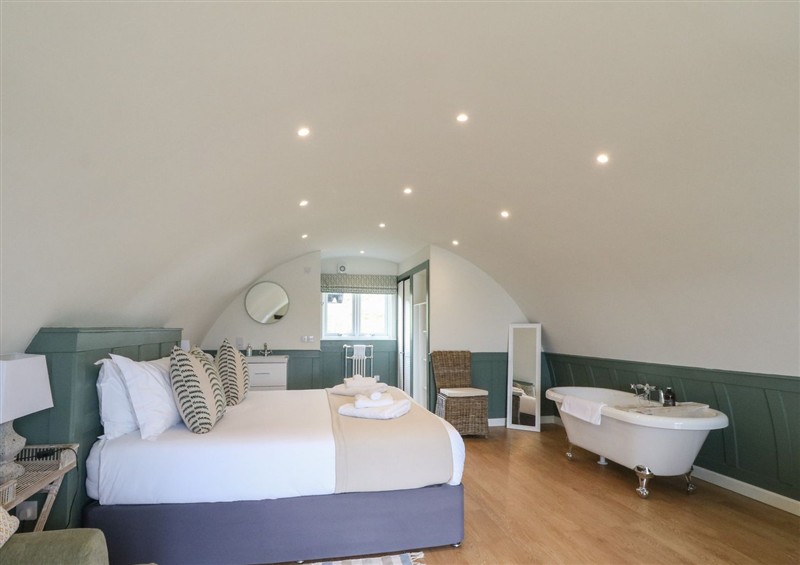 One of the bedrooms at Sula, Cullipool