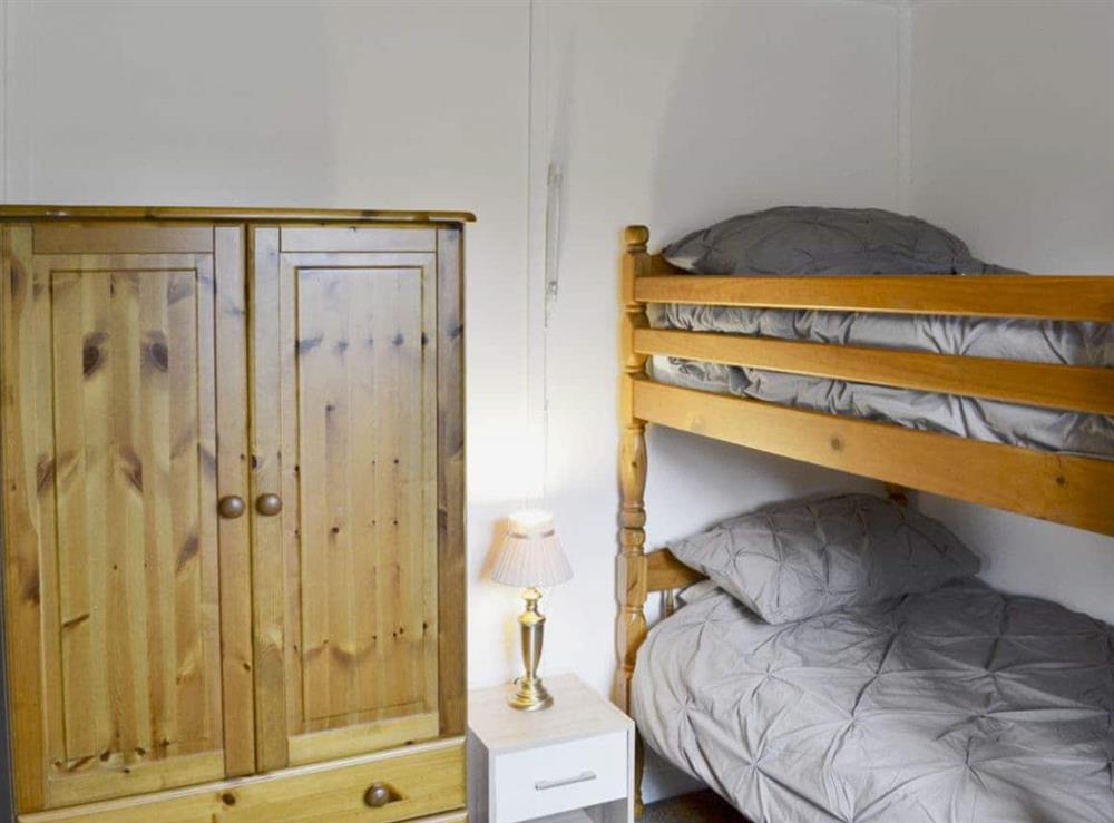 Bunk bedroom at Summer House in St Asaph, Denbighshire