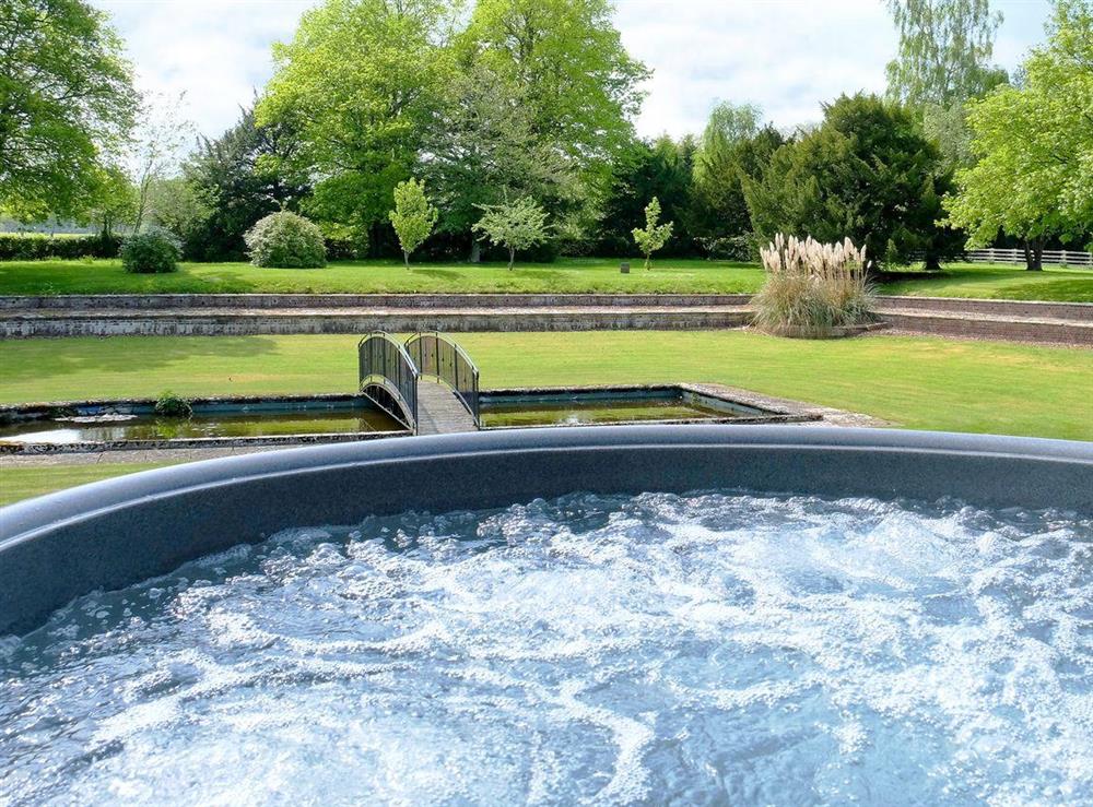 Hot tub in beautiful garden at Summer House in St Asaph, Denbighshire
