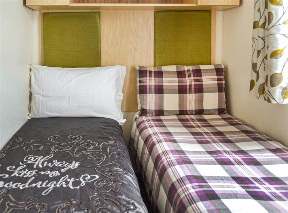 Twin bedroom at Summer Willow Lodge in Tattershall, near Horncastle, Lincolnshire