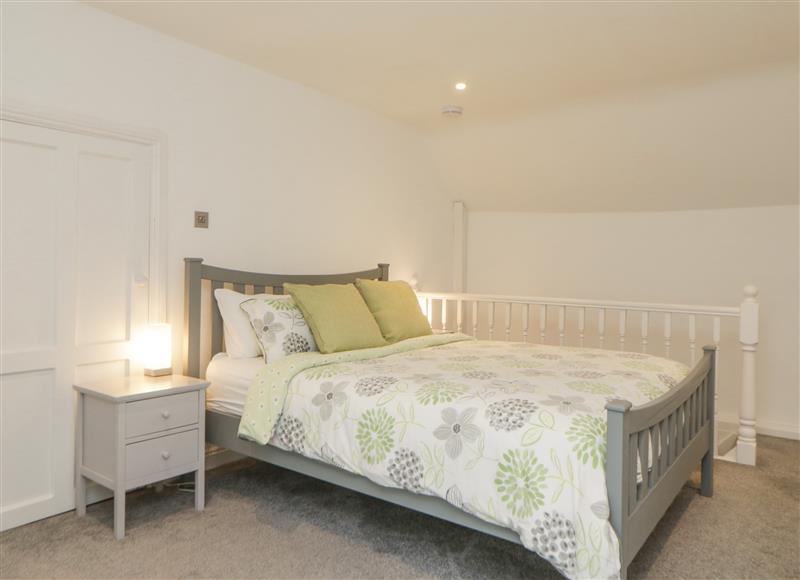 This is a bedroom (photo 2) at Sun Cottage, Looe
