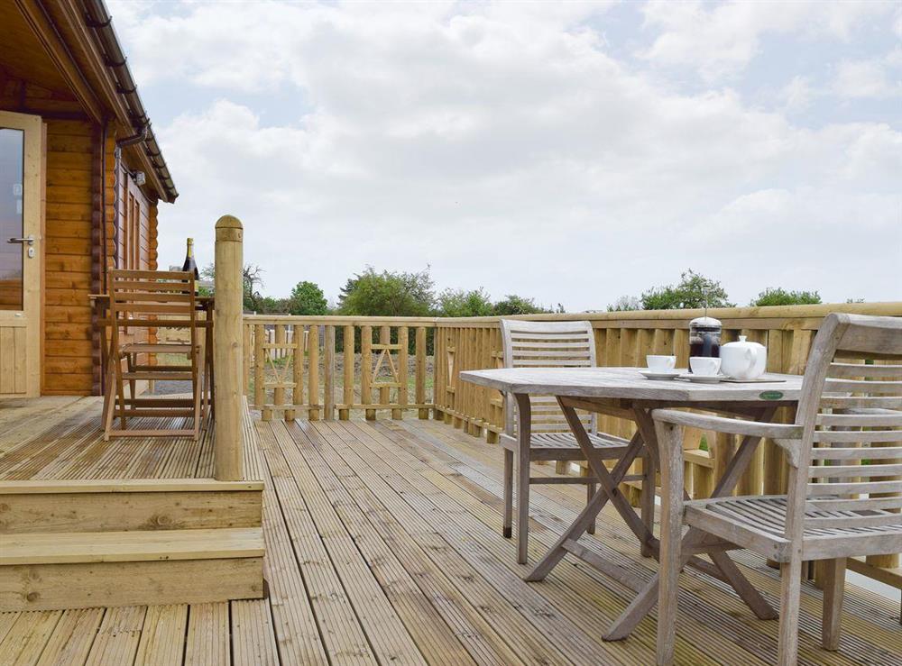 Twin level decking at Robin Lodge, 