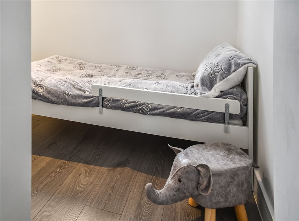 Single bedroom at Sunflower Bungalow in Little Dunham, near Kings Lynn, Norfolk